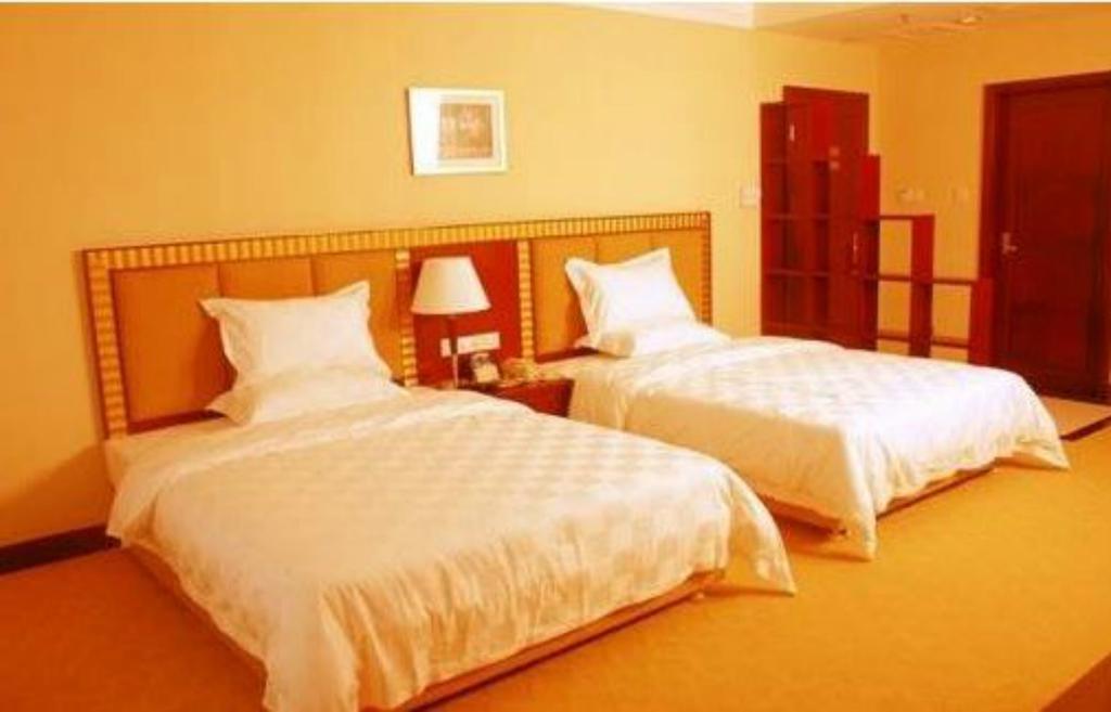 Jun Hao Hotel Dongguan  Extérieur photo