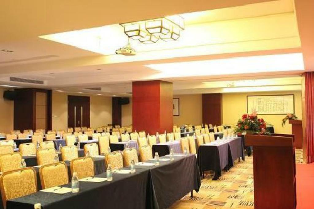 Jun Hao Hotel Dongguan  Extérieur photo