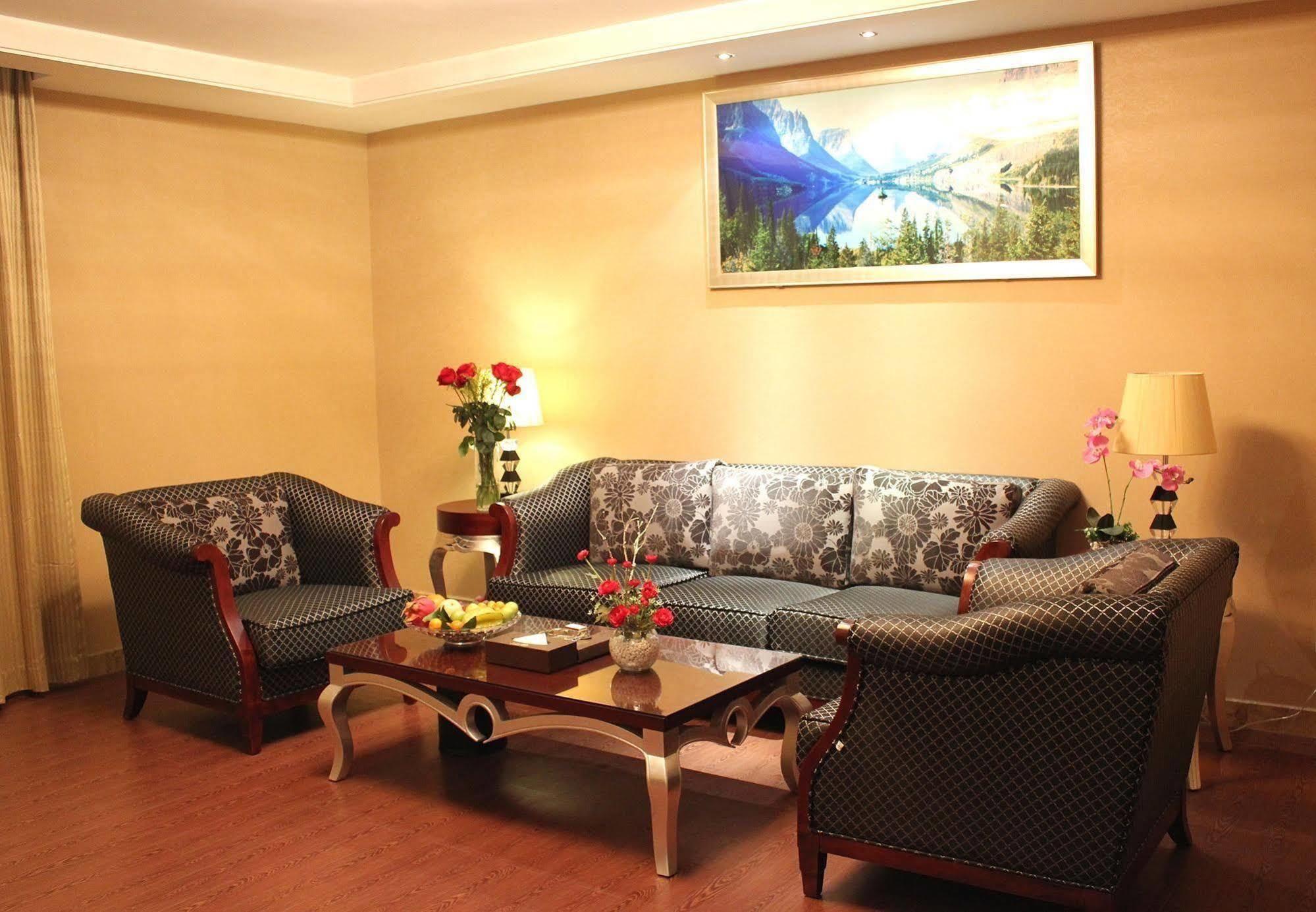 Jun Hao Hotel Dongguan  Extérieur photo