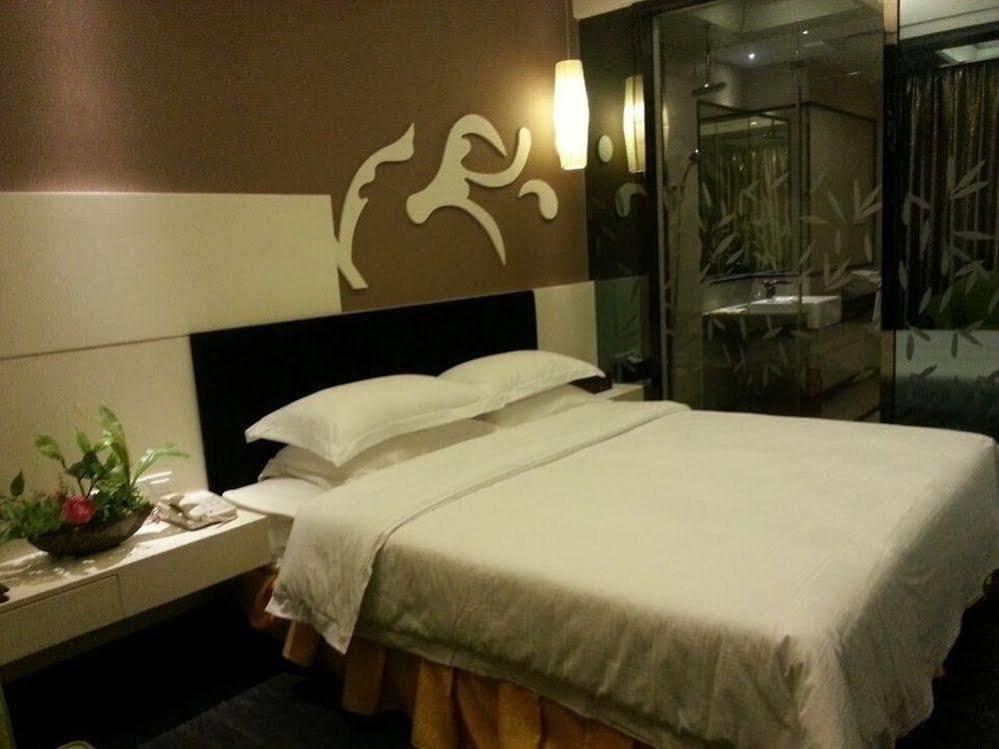 Jun Hao Hotel Dongguan  Extérieur photo