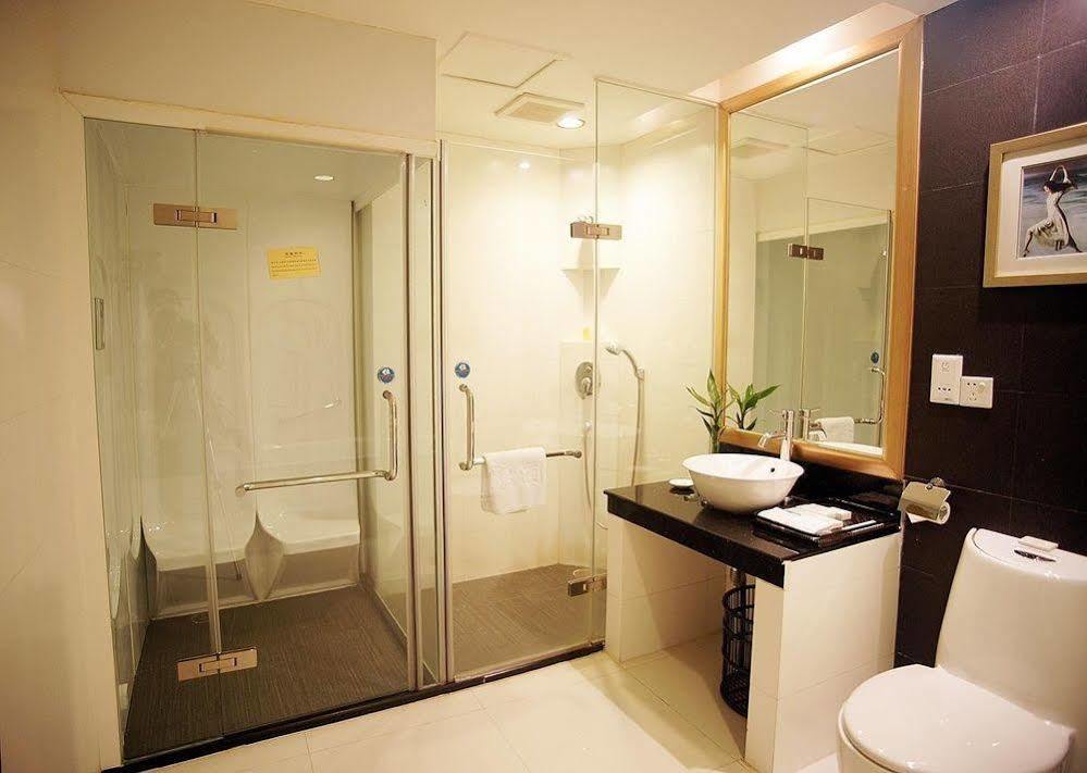 Jun Hao Hotel Dongguan  Extérieur photo