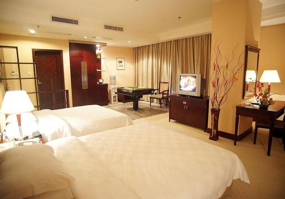 Jun Hao Hotel Dongguan  Extérieur photo