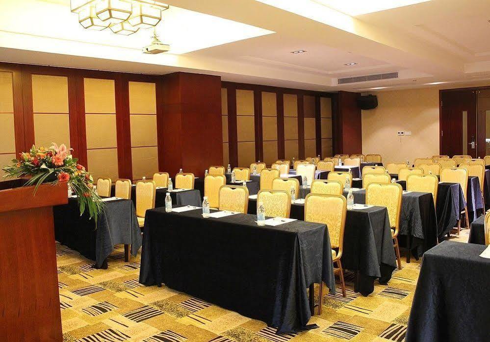 Jun Hao Hotel Dongguan  Extérieur photo