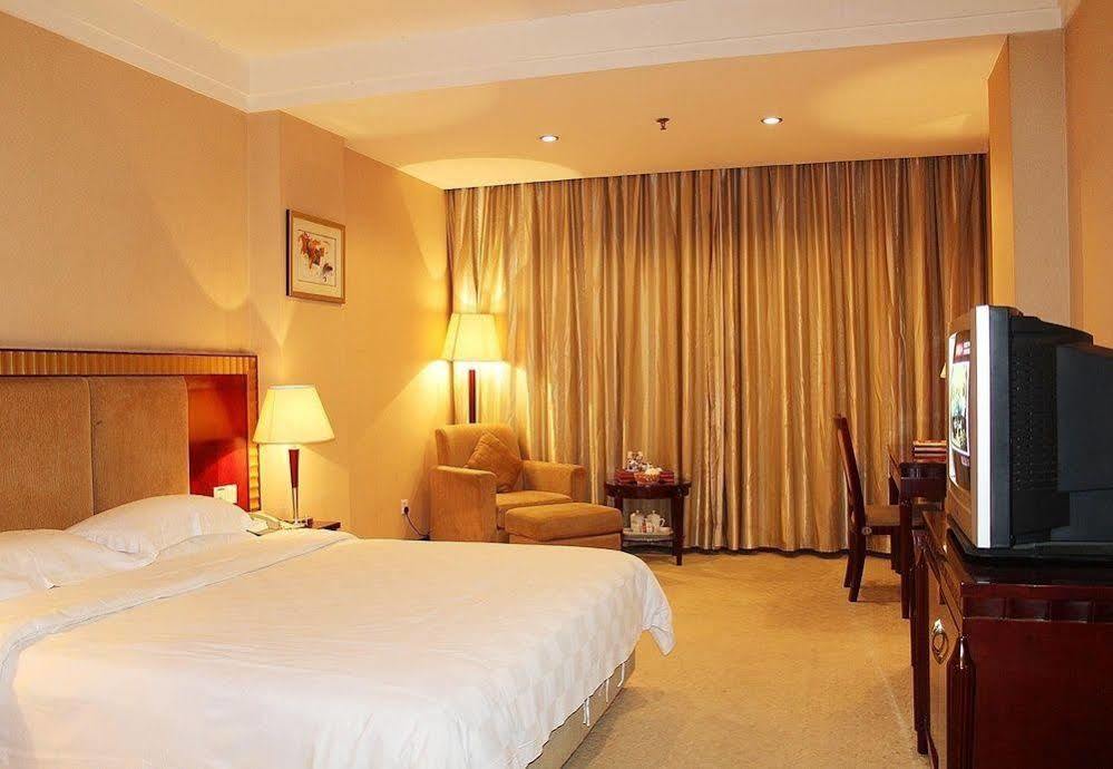 Jun Hao Hotel Dongguan  Extérieur photo