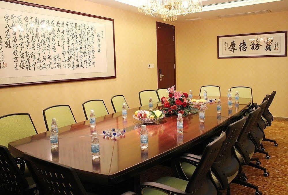 Jun Hao Hotel Dongguan  Extérieur photo