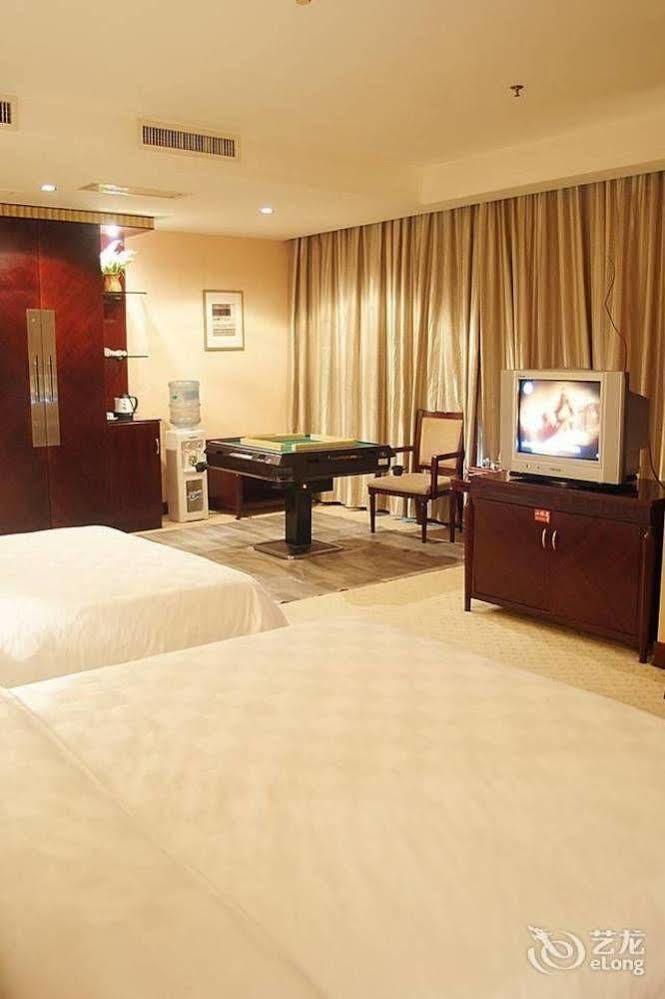 Jun Hao Hotel Dongguan  Extérieur photo